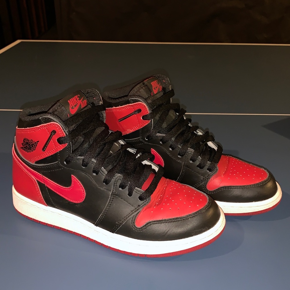 Air Jordan 1 Retro High OG GS ‘Banned’ 2016